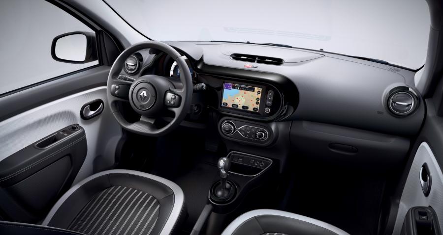 Торпедо Renault Twingo Z.E. 2020 года  (WW) (фото 24 из 27)